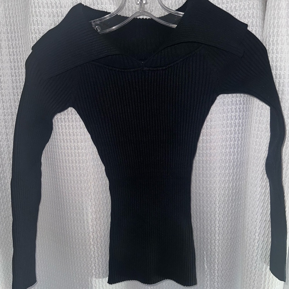 Collar Black V Neck Sweater- Stretchable